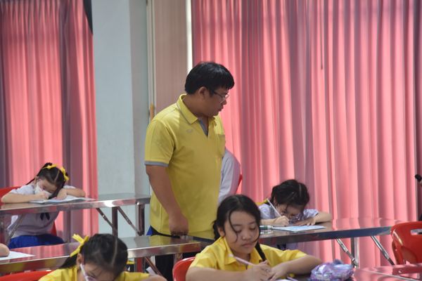 โรงเรียนปรีชานุศาสน์